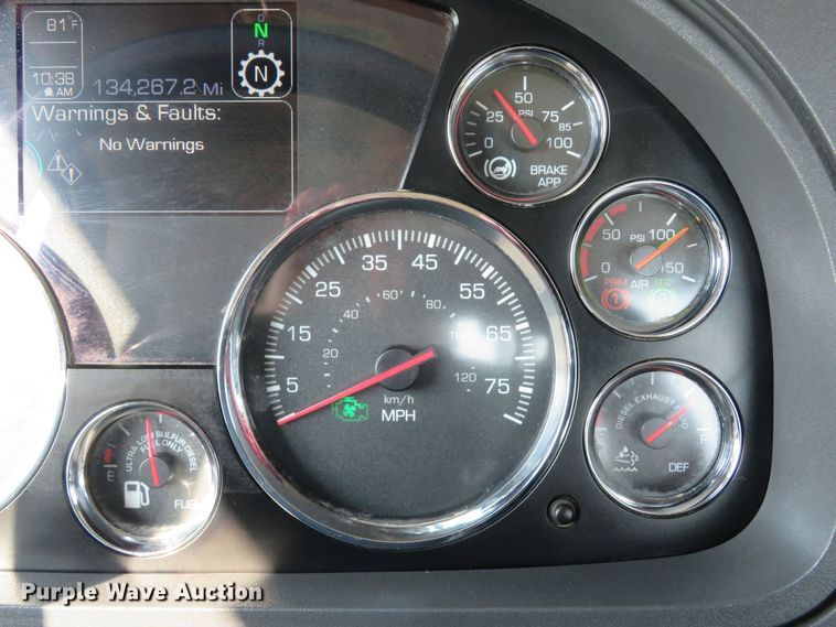 image for item FB9858 2020 Kenworth T680  semi truck