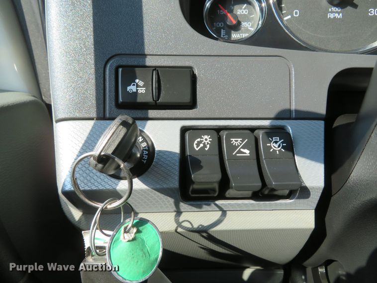 image for item FB9858 2020 Kenworth T680  semi truck