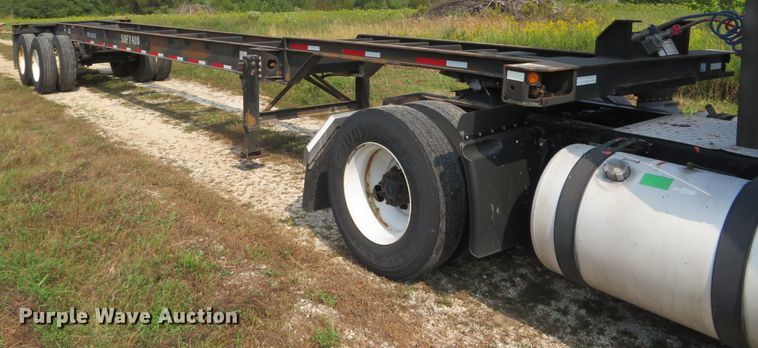 image for item FB9859 2015 Southern Fabrication Specialties  container trailer