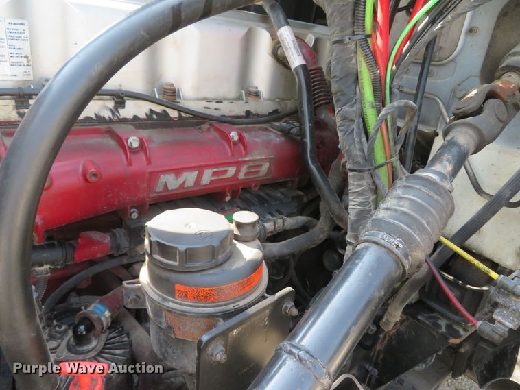 image for item FB9861 2013 Mack CXU613  semi truck