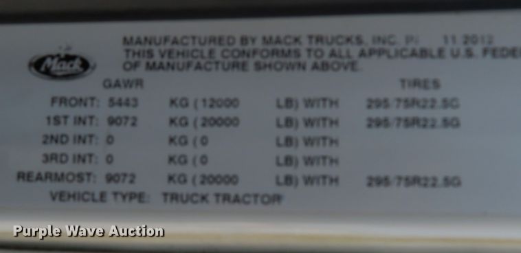 image for item FB9861 2013 Mack CXU613  semi truck