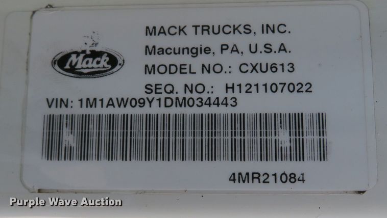 image for item FB9861 2013 Mack CXU613  semi truck