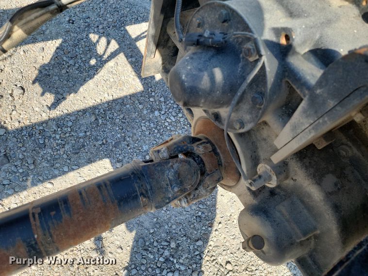 image for item JE9528 2005 International 7400 DT466  truck cab and chassis