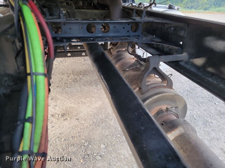 image for item JE9532 2014 International ProStar Plus  semi truck