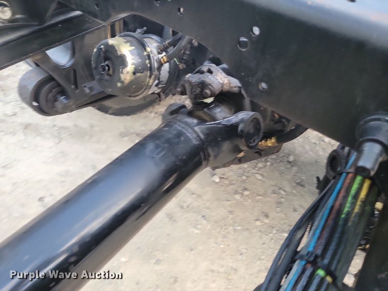 image for item JE9532 2014 International ProStar Plus  semi truck