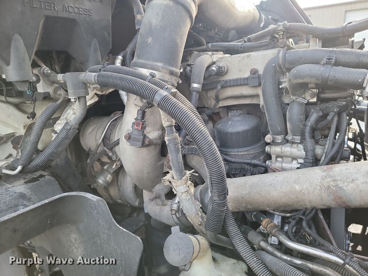 image for item JE9532 2014 International ProStar Plus  semi truck