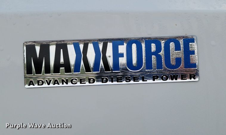 image for item JE9532 2014 International ProStar Plus  semi truck