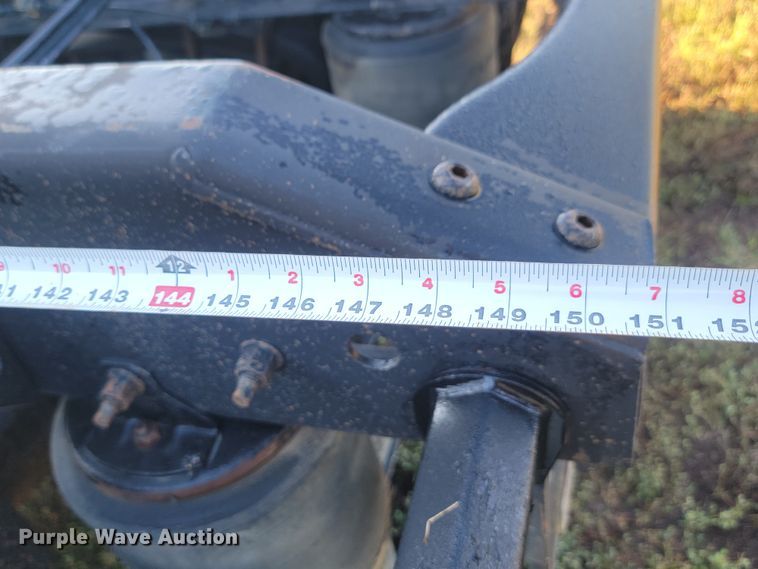 image for item JW9632 2009 Volvo VNM  semi truck