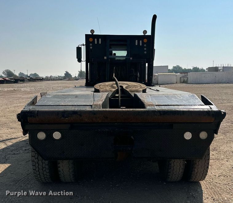 image for item KM9803 1999 Kenworth T800  winch truck