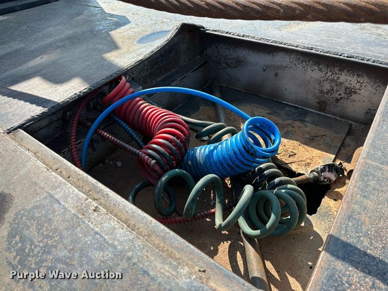 image for item KM9803 1999 Kenworth T800  winch truck