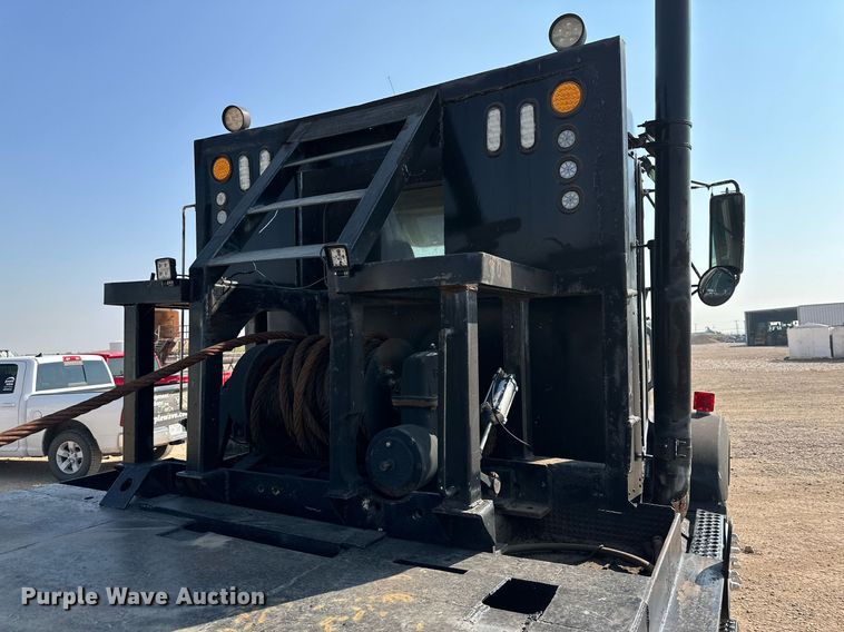 image for item KM9803 1999 Kenworth T800  winch truck