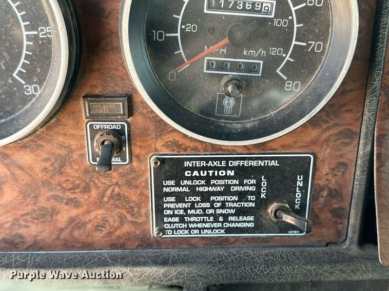 image for item KM9803 1999 Kenworth T800  winch truck