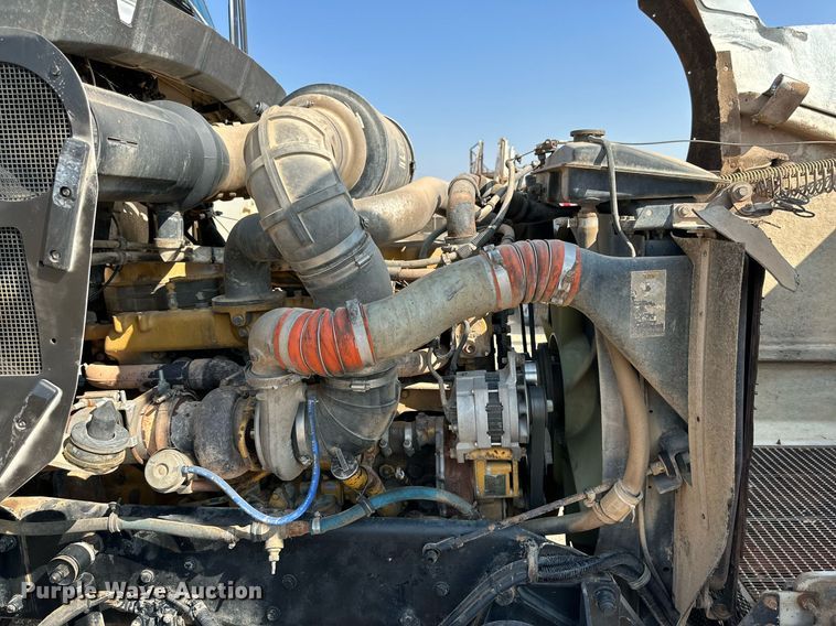 image for item KM9803 1999 Kenworth T800  winch truck