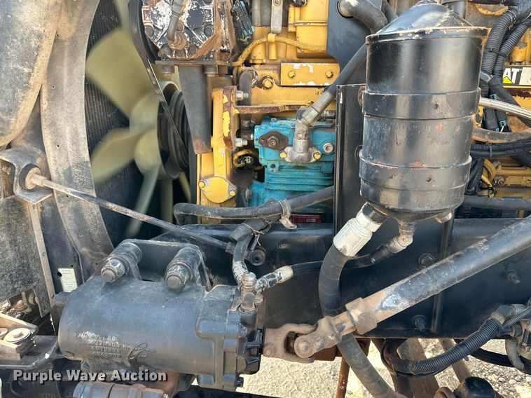 image for item KM9803 1999 Kenworth T800  winch truck