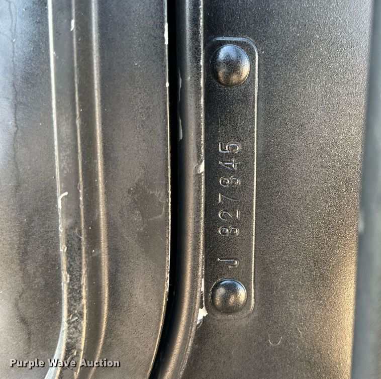 image for item KM9803 1999 Kenworth T800  winch truck