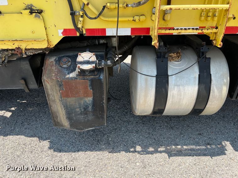 image for item LF9366 2008 American LaFrance Condor  refuse truck