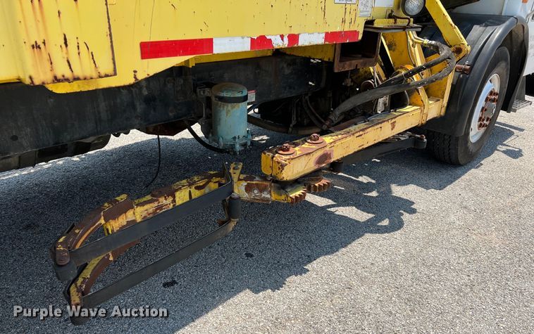 image for item LF9366 2008 American LaFrance Condor  refuse truck