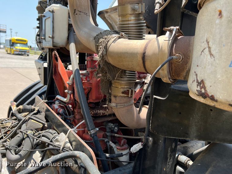 image for item LF9366 2008 American LaFrance Condor  refuse truck