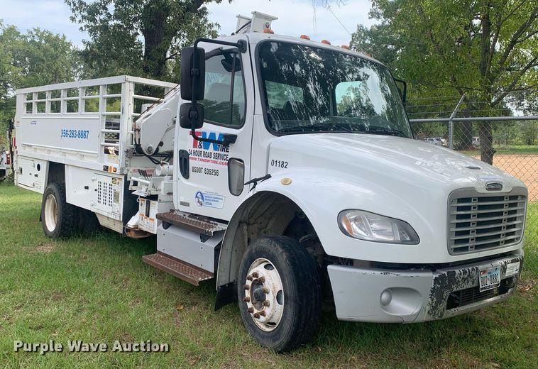 image for item LH9768 2012 Freightliner Business Class M2  utility / service truck