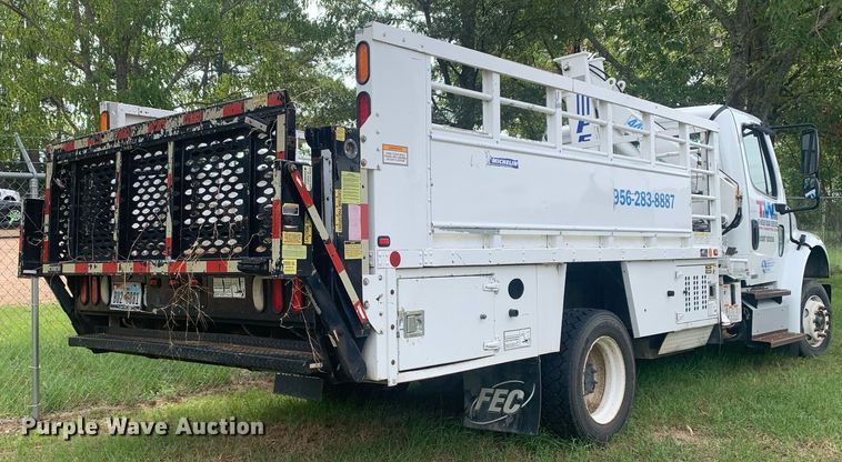 image for item LH9768 2012 Freightliner Business Class M2  utility / service truck