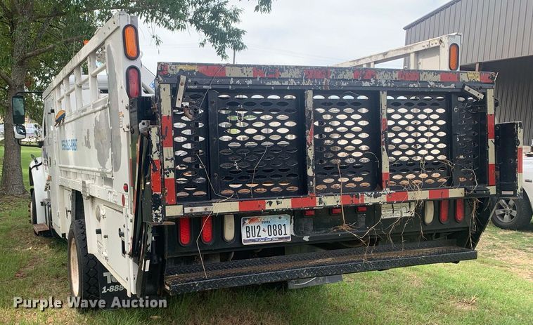 image for item LH9768 2012 Freightliner Business Class M2  utility / service truck