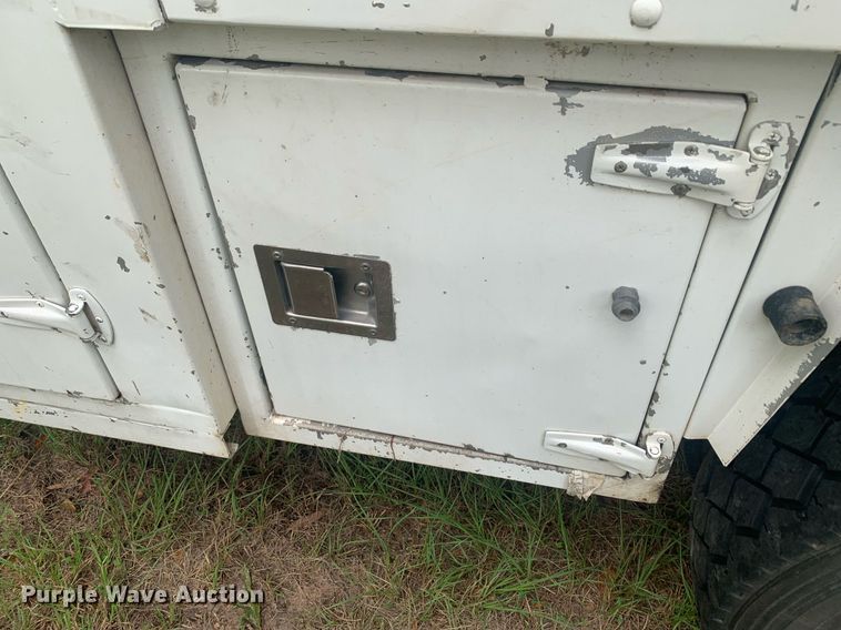 image for item LH9768 2012 Freightliner Business Class M2  utility / service truck