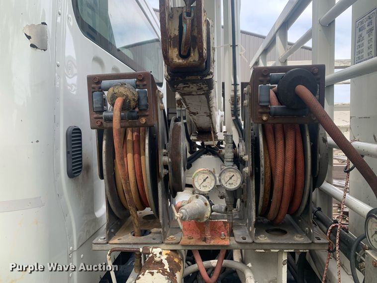 image for item LH9768 2012 Freightliner Business Class M2  utility / service truck