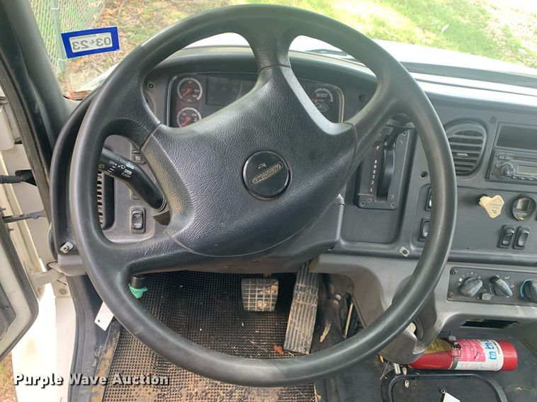 image for item LH9768 2012 Freightliner Business Class M2  utility / service truck