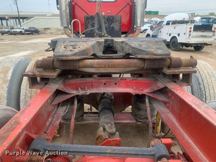 image for item LH9770 2001 Mack CX613 Vision  semi truck