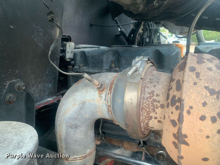 image for item LH9770 2001 Mack CX613 Vision  semi truck