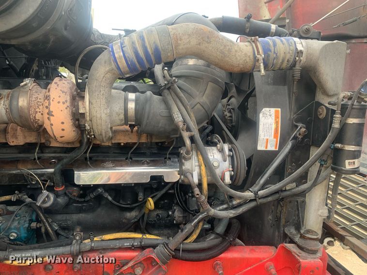 image for item LH9770 2001 Mack CX613 Vision  semi truck