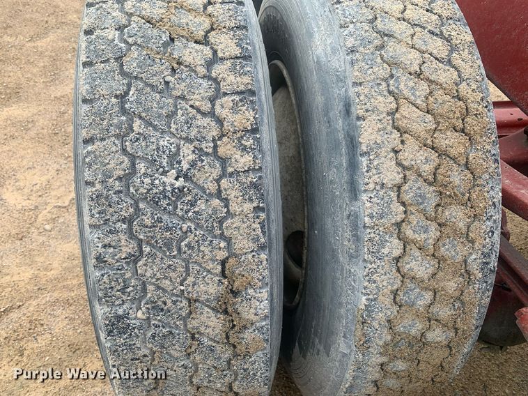 image for item LH9770 2001 Mack CX613 Vision  semi truck