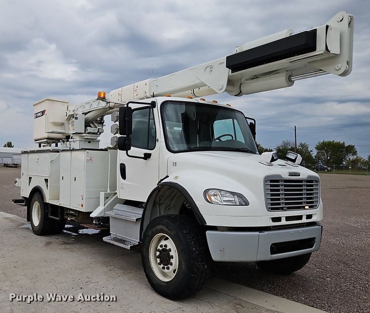 image for item LM9150 2015 Freightliner Business Class M2  bucket truck