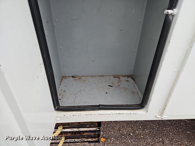 image for item LM9150 2015 Freightliner Business Class M2  bucket truck