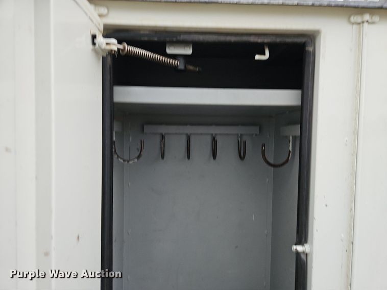 image for item LM9150 2015 Freightliner Business Class M2  bucket truck