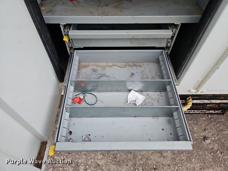 image for item LM9150 2015 Freightliner Business Class M2  bucket truck