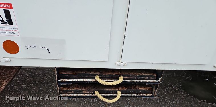 image for item LM9150 2015 Freightliner Business Class M2  bucket truck