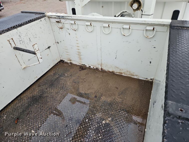 image for item LM9150 2015 Freightliner Business Class M2  bucket truck