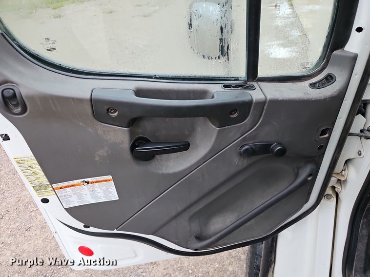 image for item LM9150 2015 Freightliner Business Class M2  bucket truck