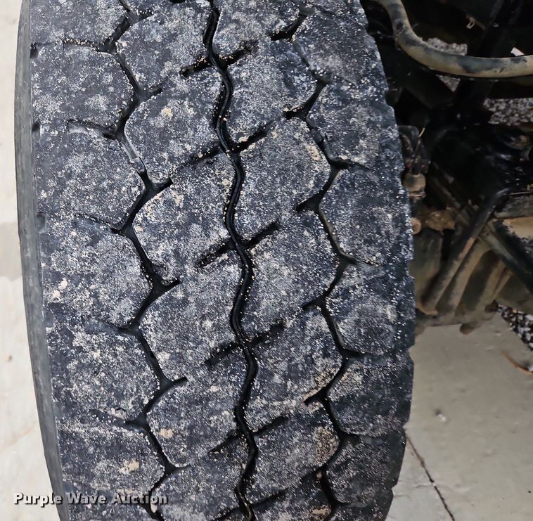 image for item LM9150 2015 Freightliner Business Class M2  bucket truck