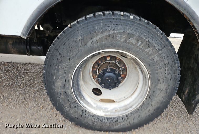 image for item LM9150 2015 Freightliner Business Class M2  bucket truck