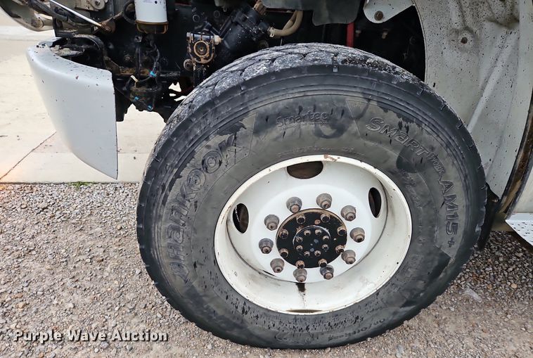 image for item LM9150 2015 Freightliner Business Class M2  bucket truck