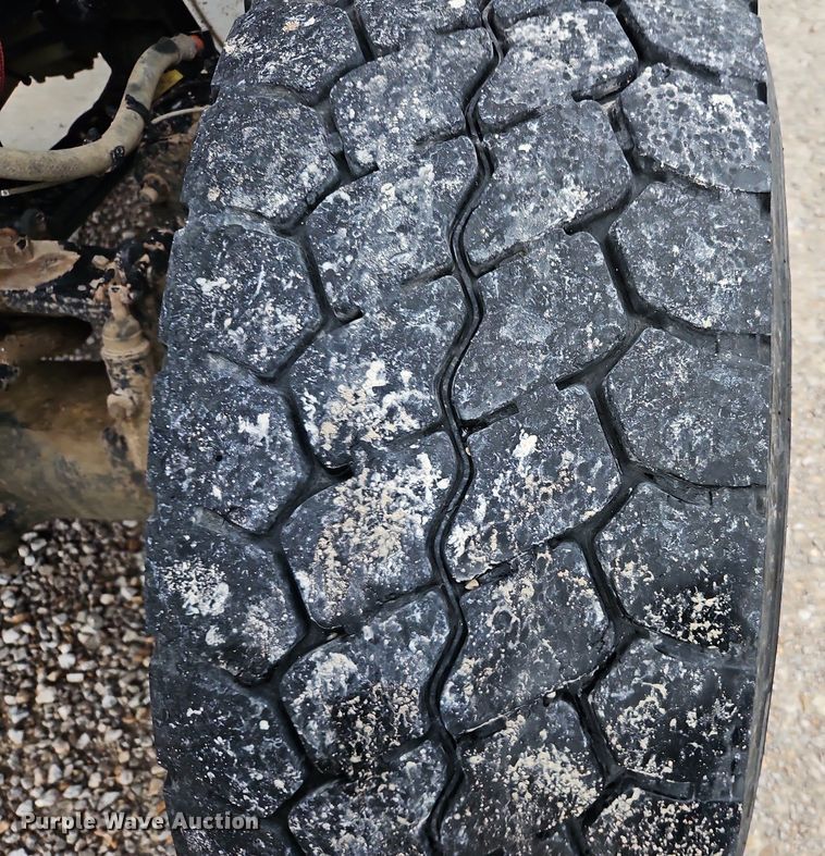 image for item LM9150 2015 Freightliner Business Class M2  bucket truck