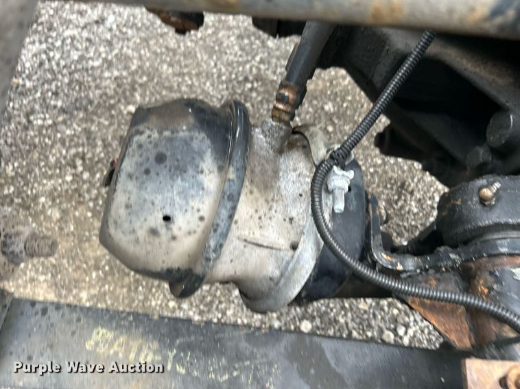 image for item LV9038 1997 Freightliner FLD  semi truck