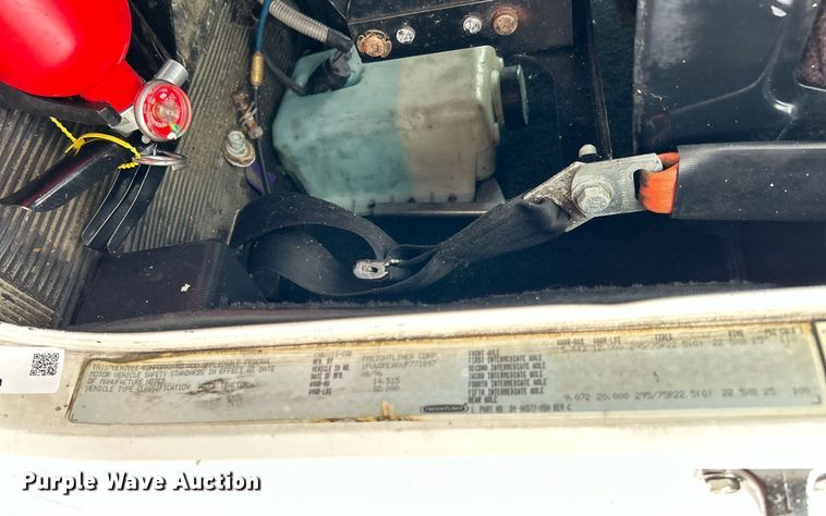 image for item LV9038 1997 Freightliner FLD  semi truck