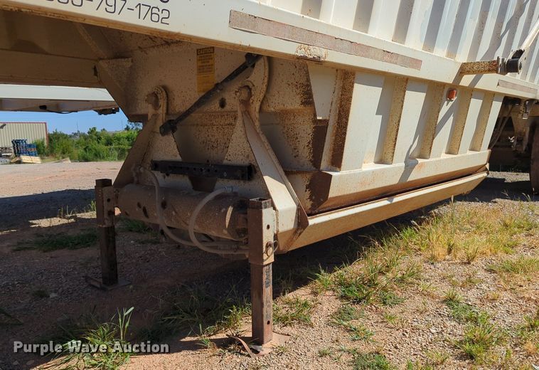 image for item LY9358 2013 Armor Lite SBD-40  bottom dump trailer