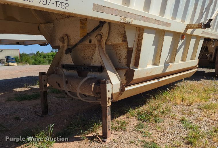 image for item LY9358 2013 Armor Lite SBD-40  bottom dump trailer