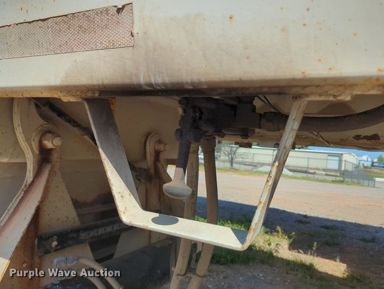 image for item LY9358 2013 Armor Lite SBD-40  bottom dump trailer