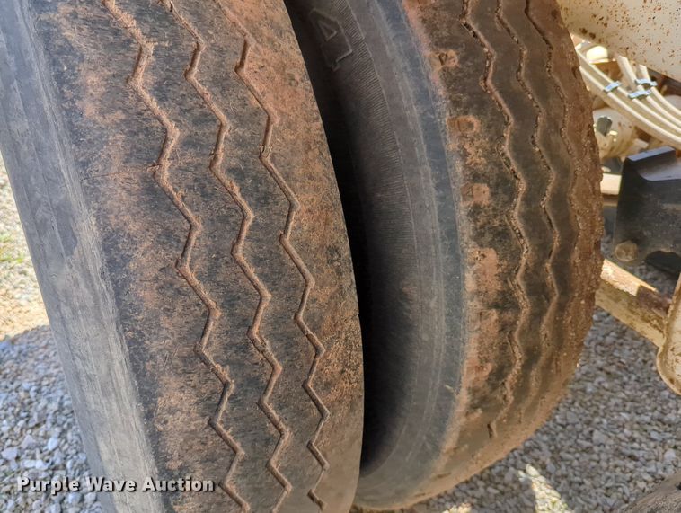 image for item LY9358 2013 Armor Lite SBD-40  bottom dump trailer