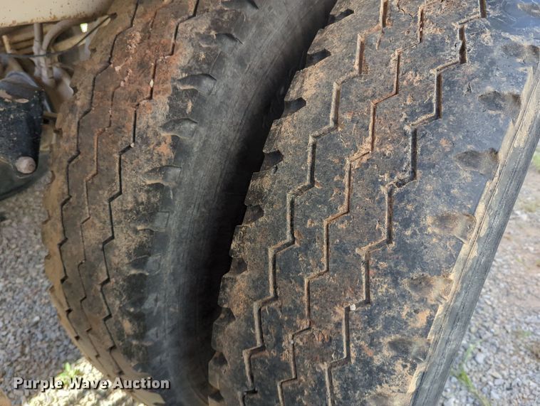 image for item LY9358 2013 Armor Lite SBD-40  bottom dump trailer